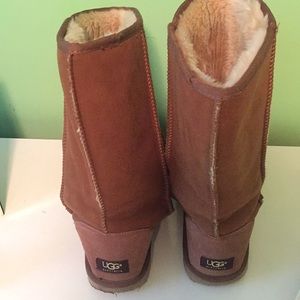 UGG brown suede women’s boot. Worn once